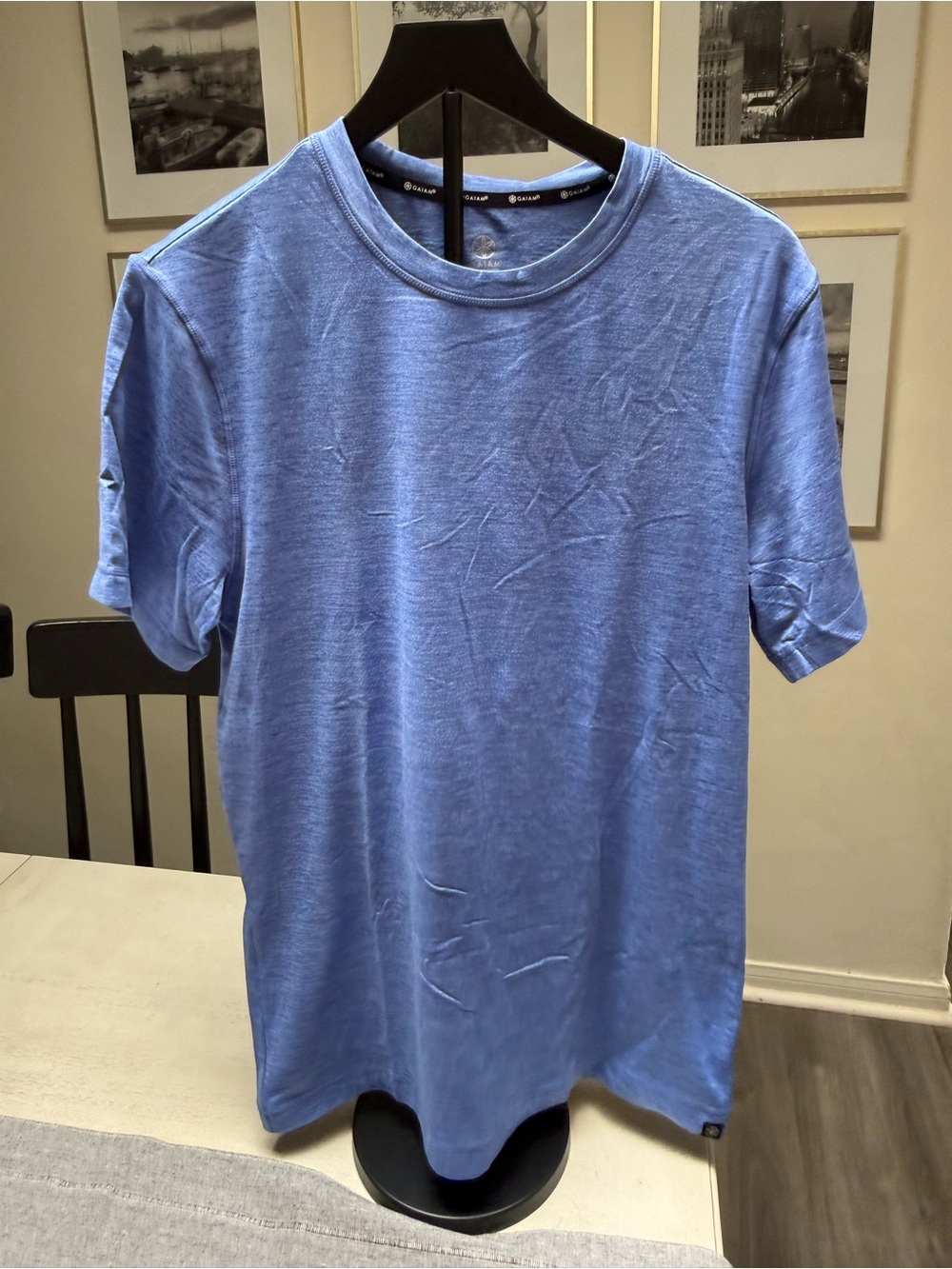 GAIAM Men’s Short Sleeve Crew T-Shirt in Light Blue